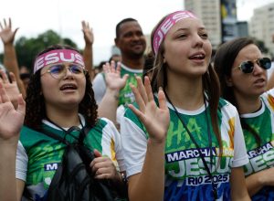 Rio de Janeiro (RJ), 24/05/2025 – A 18° edição da Marcha para Jesus reúne cristãos em caminhada pela Avenida Presidente Vargas, no centro da cidade. Foto: Fernando Frazão/Agência Brasil